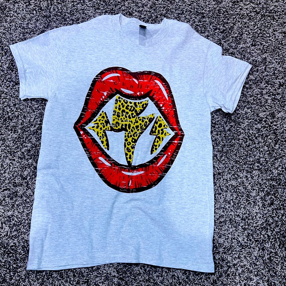 Small shirt